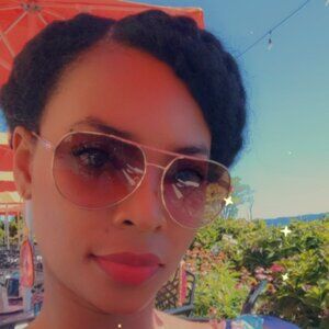 Meet your Posher, Toni